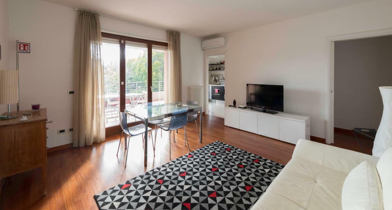 B&B Pierpy Appartamento Pescara Mare Екстер'єр фото
